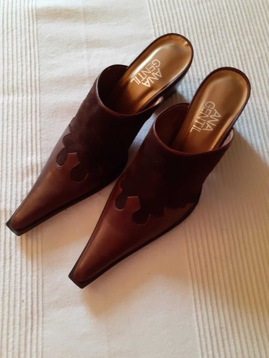 Socas / Sapatos vários modelos em pele - NOVAS