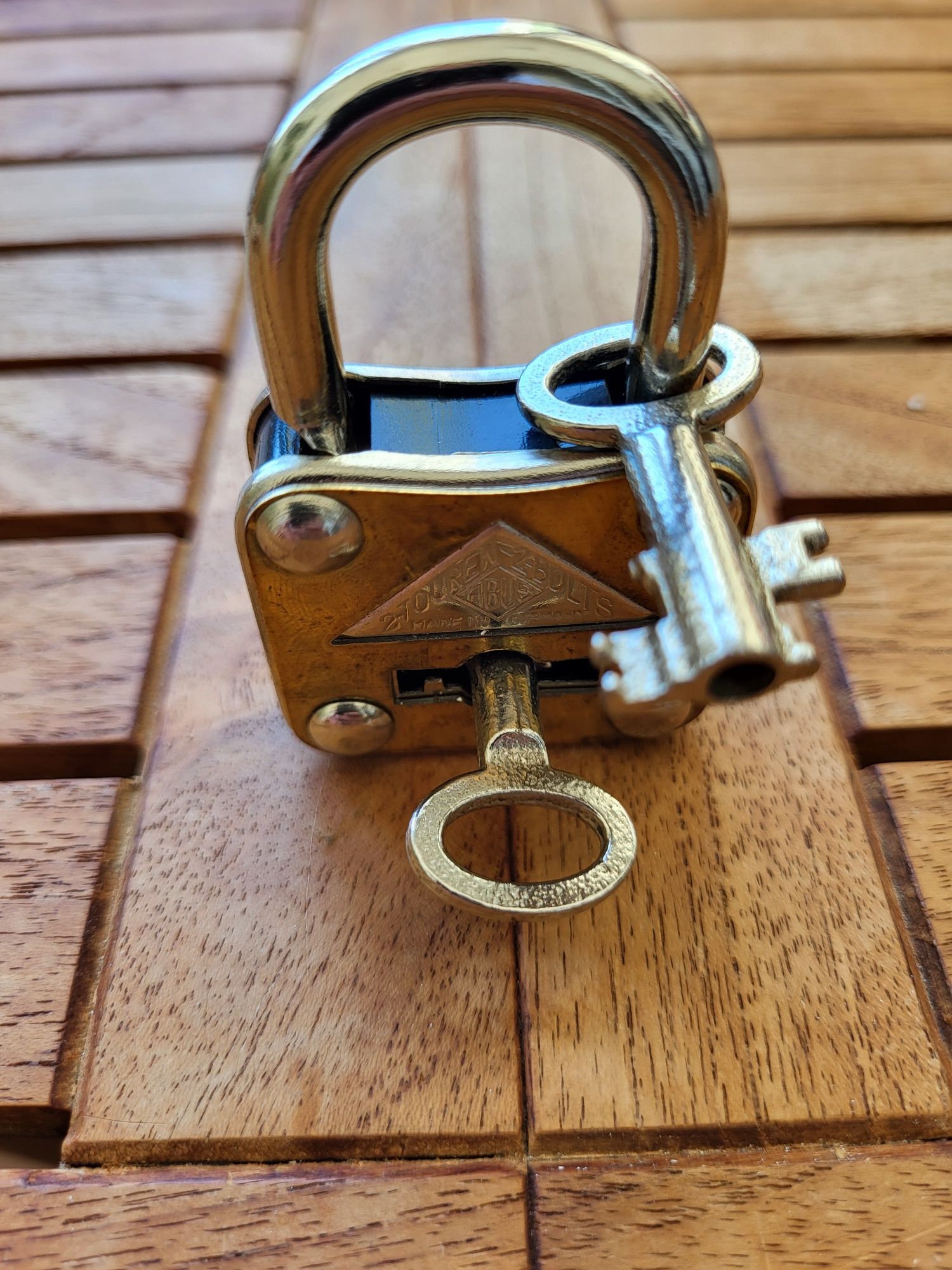 Cadeado Aloquete ABUS 2 TOUREN 2 BOLTS Em Boas Condições