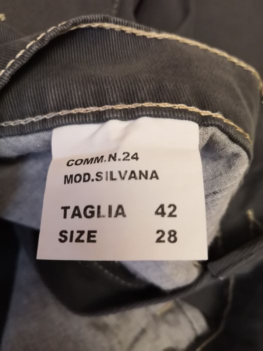 Джинси/штани жіночі, розмір 42/28