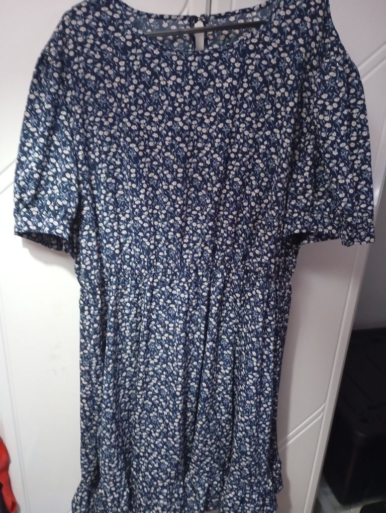 Lote 14 vestidos novos