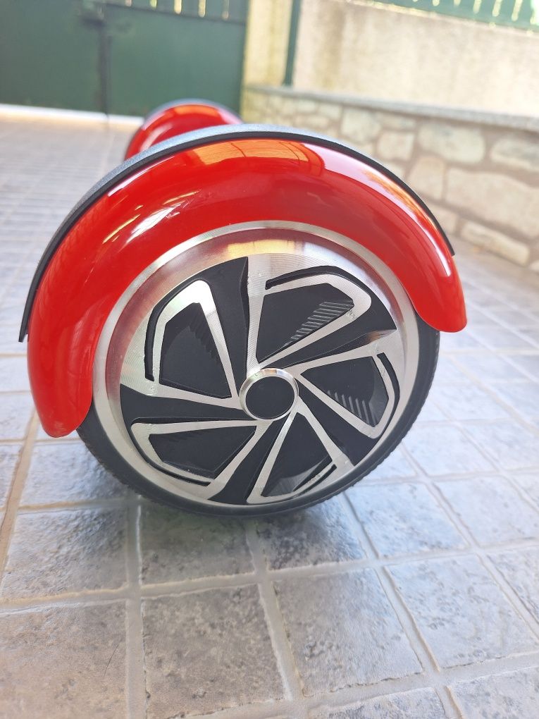 Hoverboard vermelho