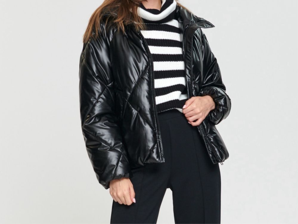 Czarna puchowa kurtka Sinsay XXS Oversize