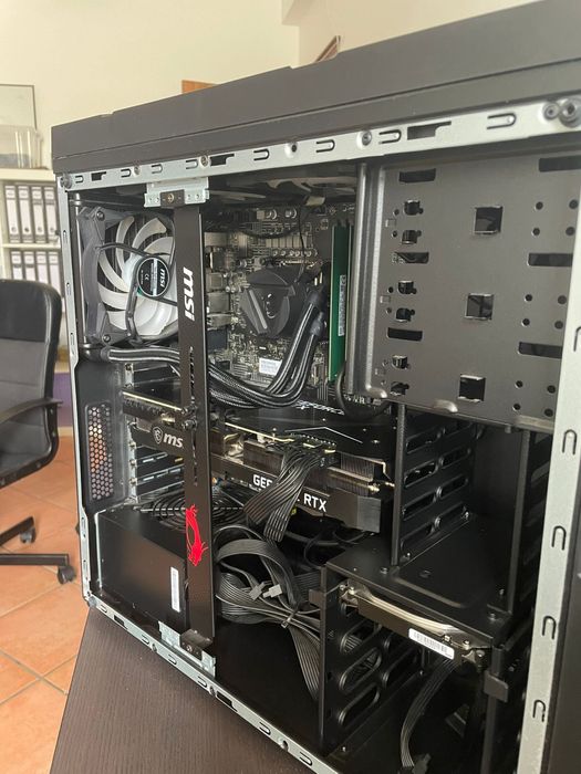 PC gaming MSI c/ caixa, factura e sacos originais