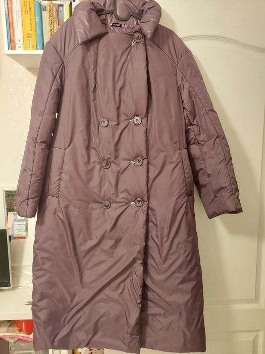 зимовий жіночий пуховик