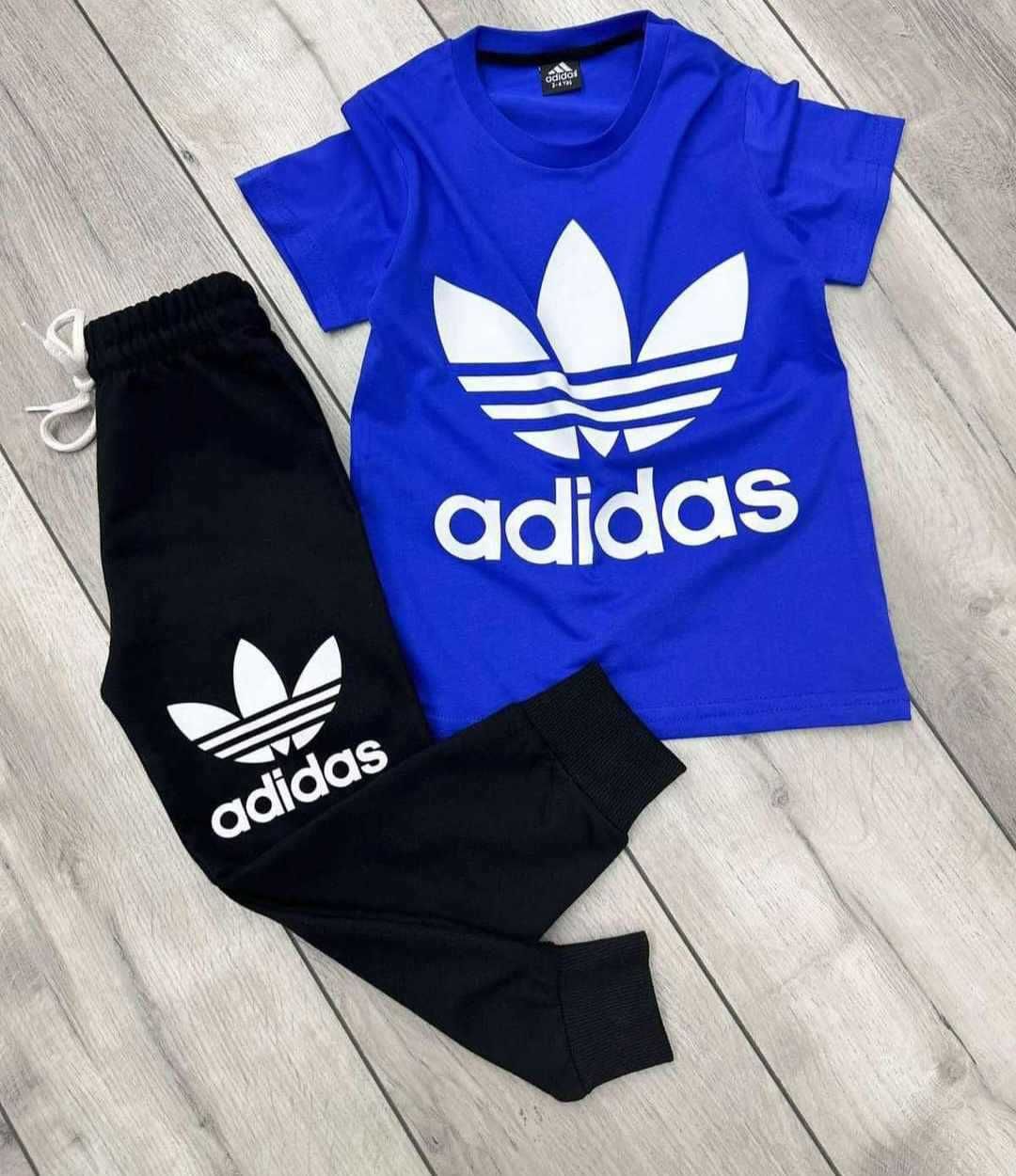 Komplet letni Adidas koszulka spodnie dresowe 110 116