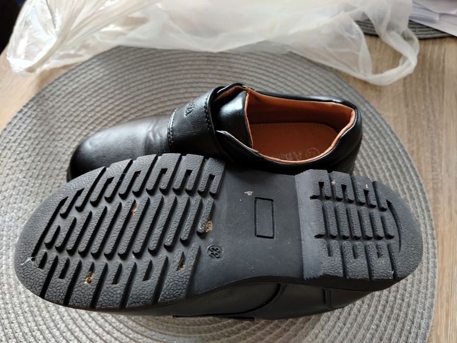 Pantofle buty chłopięce r 33 (20.5)