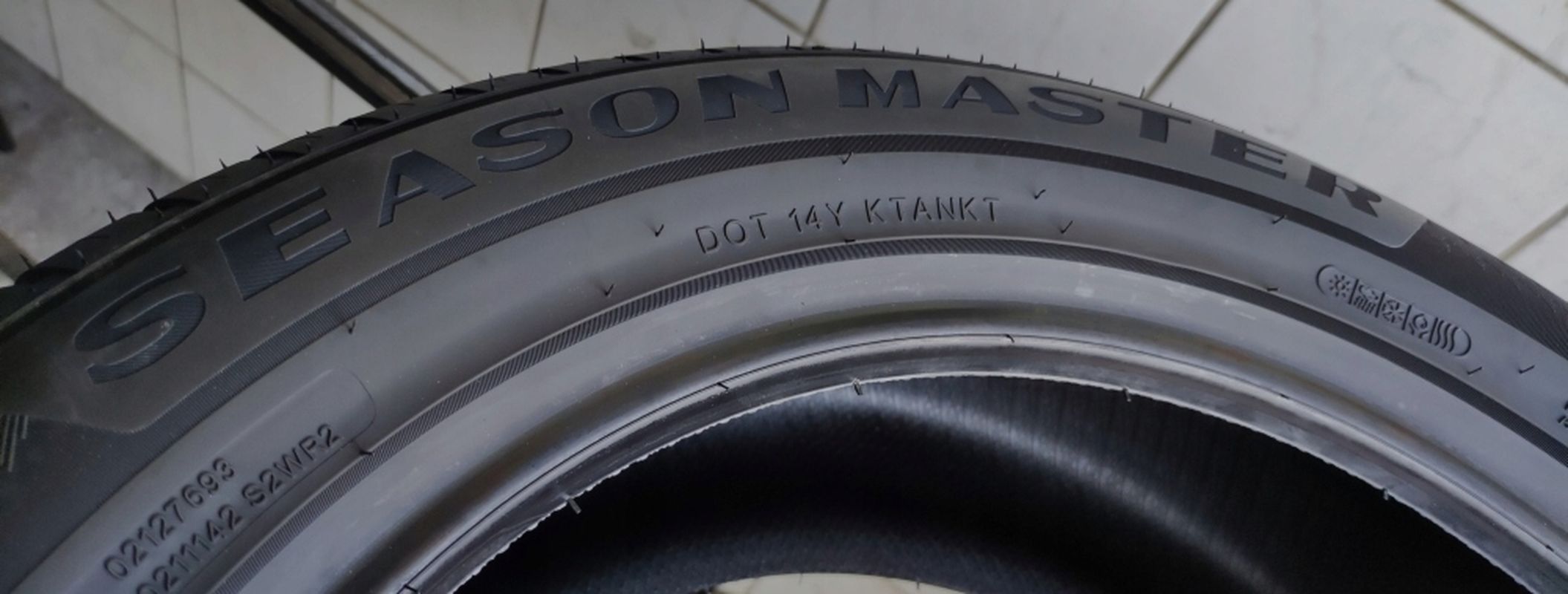 Opony 215/60r17 Greentrac Season Master 2025r C/B/71dB 3 lata gwar.