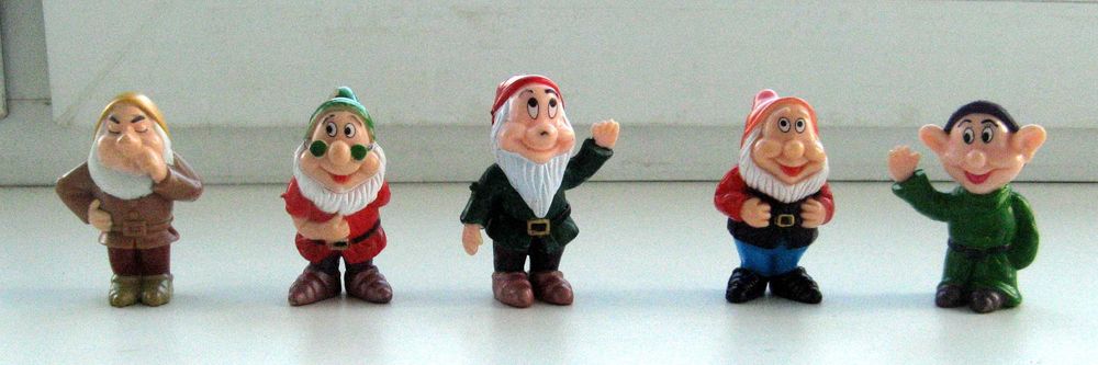 Фигурки   гномов