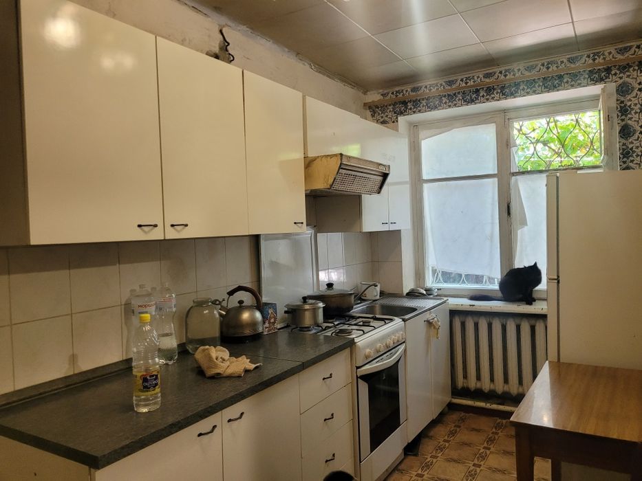 Продам  дом в центре Слободки с двумя гаражами!