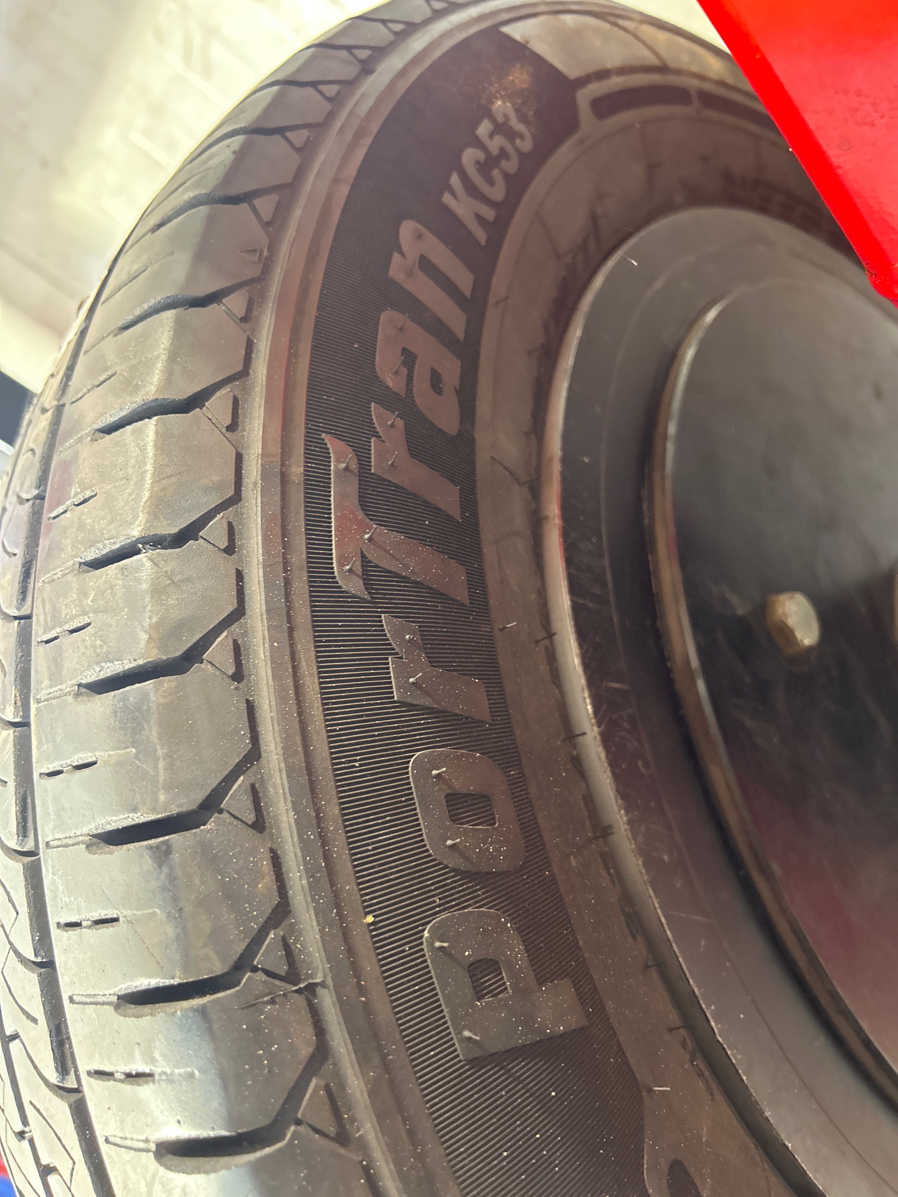 Kumho PorTran Kc53 215/65/16c 108/107T