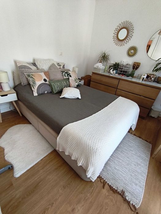Cama/Sommier com arrumação IKEA