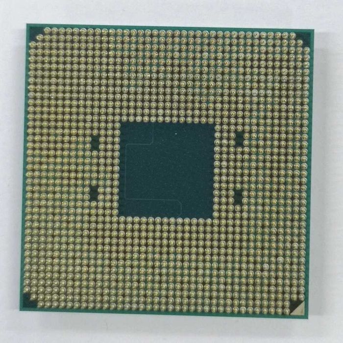 Процесор AMD Ryzen 7 3700X 4.4 GHz 8/16 Ядер-Потоків