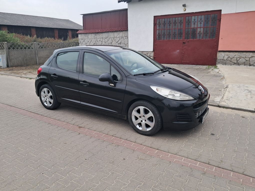 Sprzedam Peugoeta 1.4 Hdi