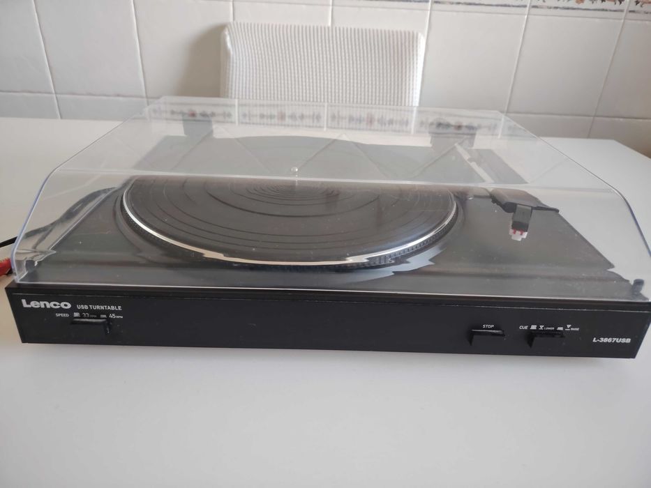 Gira Discos Lenco com USB