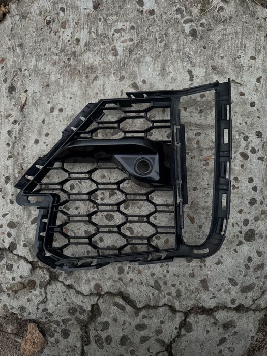 Bmw x7 g07 решітка бампера м пакет