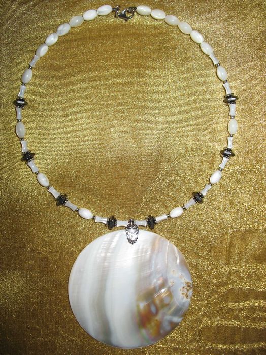 ПЕРЛАМУТР океанический натуральный авторское колье ручной работы ШАМАН