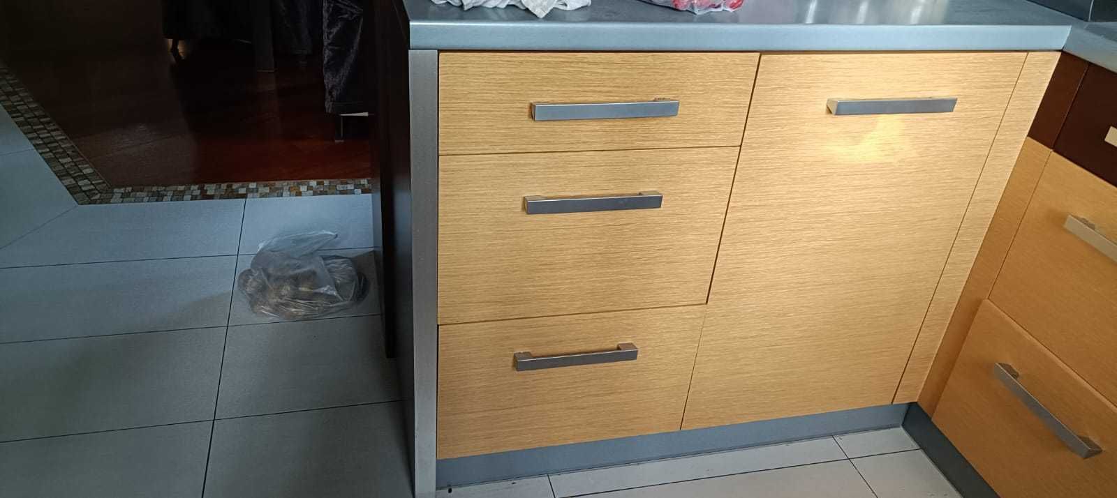 meble kuchenne fornir 9 sztuk