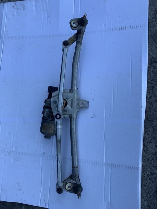 Mechanizm silniczek wycieraczek VW Golf IV 2003 rok