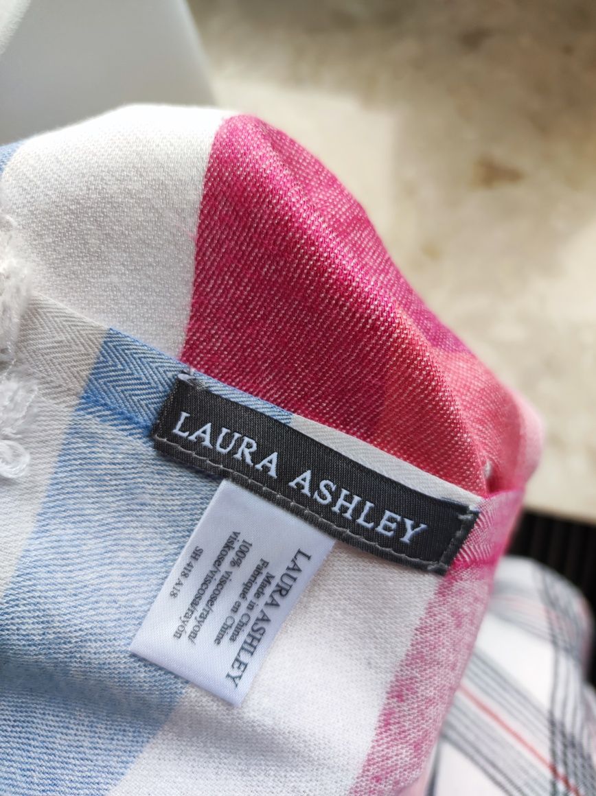 Mięciutki szalik z wiskozy Laura Ashley w pastelowe pasy