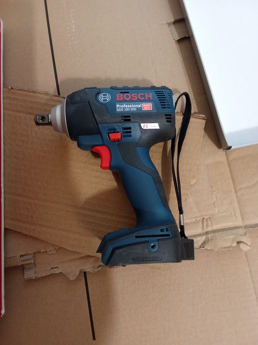 Bosch GDS 18V – 300 akumulatorowy klucz udarowy 18 v nowy oryginał