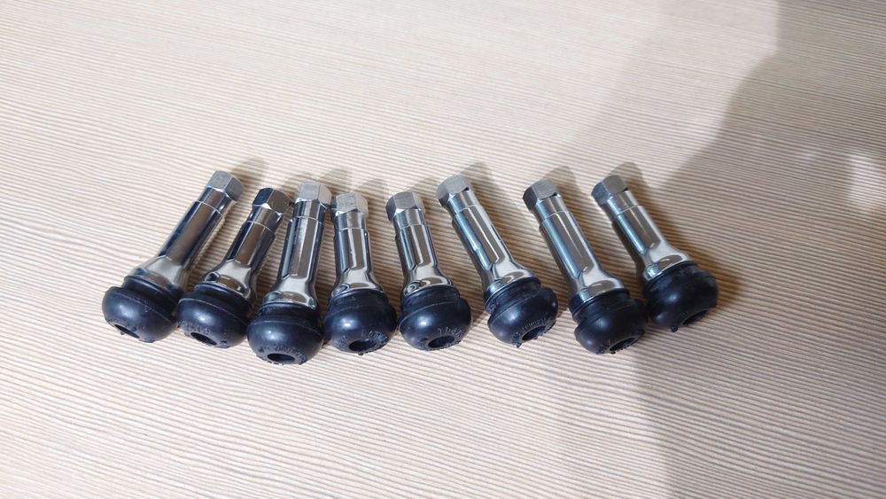 Wentyl samochodowy wentyle zaworki chrom 8szt. #99