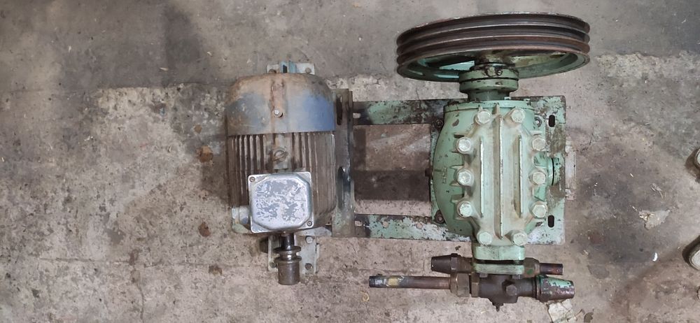 Продам компресор