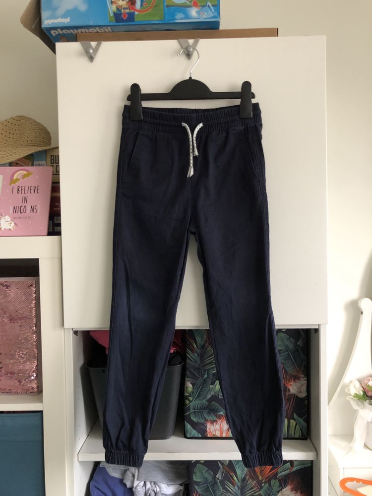 Spodnie 7-8 joggery pull on 128 h&m