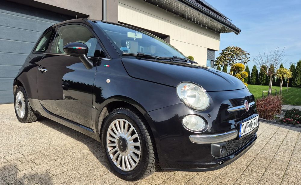 Fiat 500 Fiat 500 z 06.2013roku 1.2 69KM ze szklanym dachem.