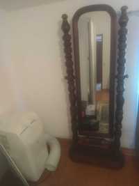 Espelho antigo de quarto