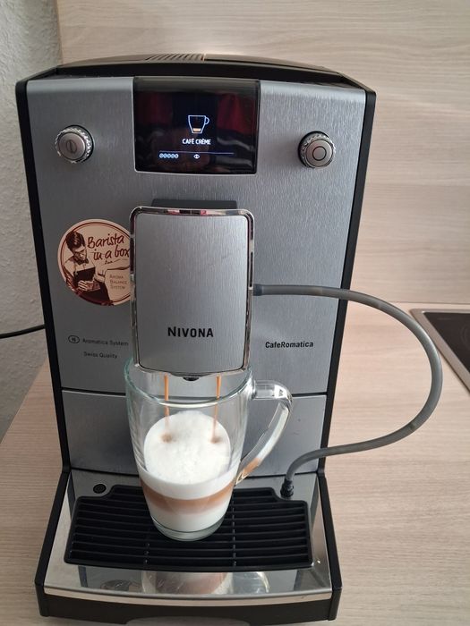 Ekspres ciśnieniowy Nivona CafeRomantika