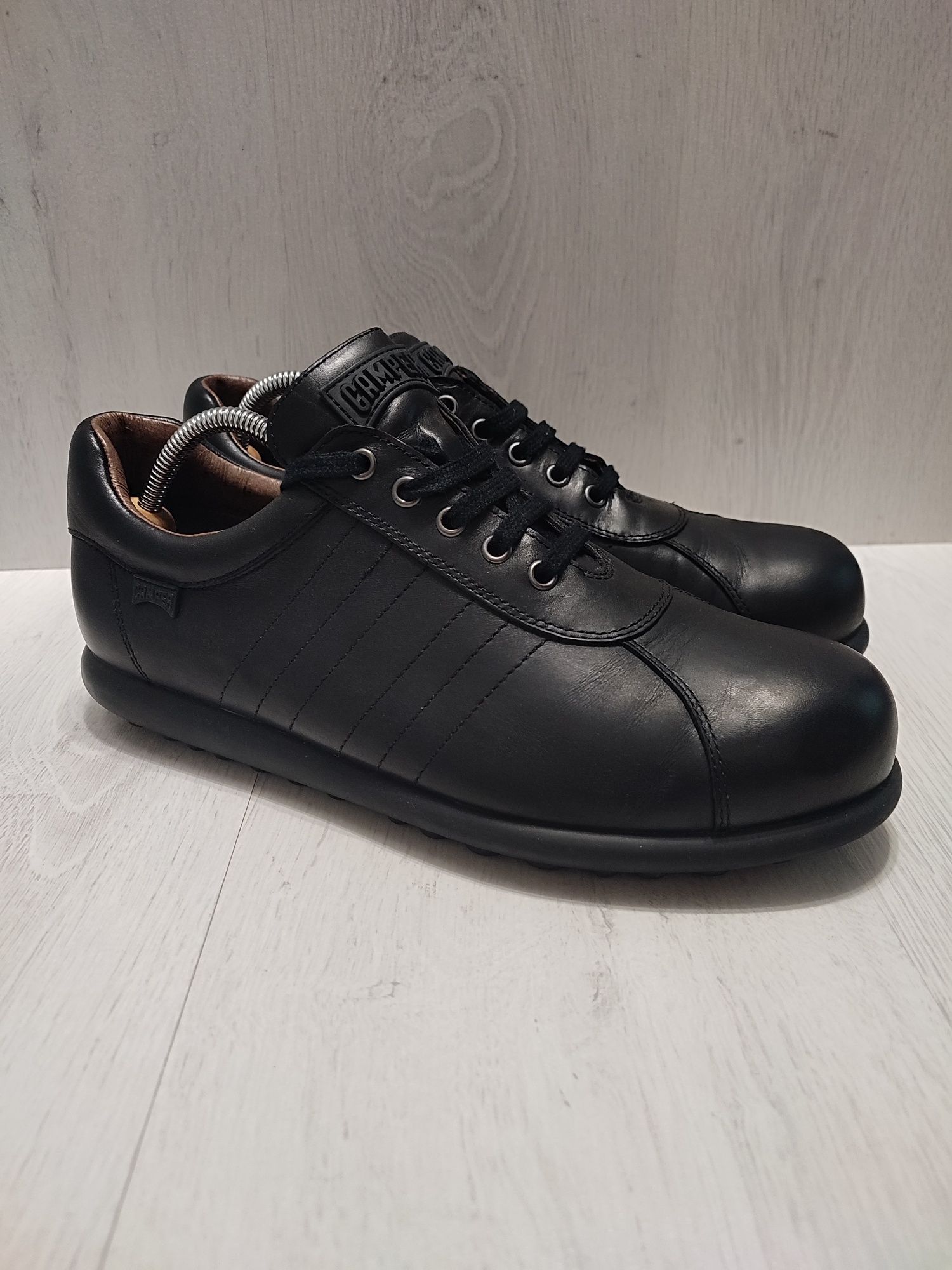 Туфлі Camper Pelotas Ariel 44 - довжина устілки 28,5 см з загином.
