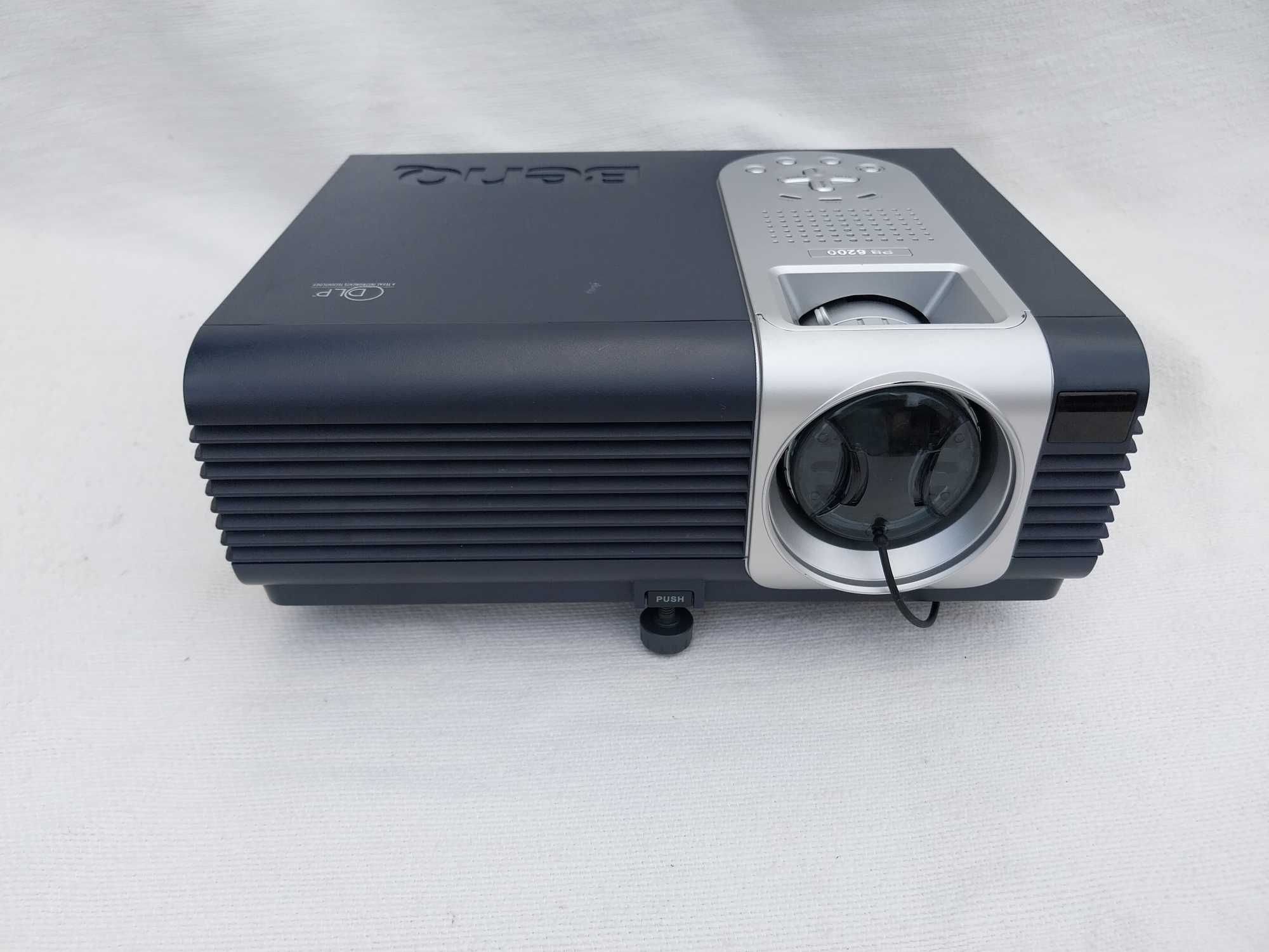 Videoprojector BENQ PB6200 com estojo
