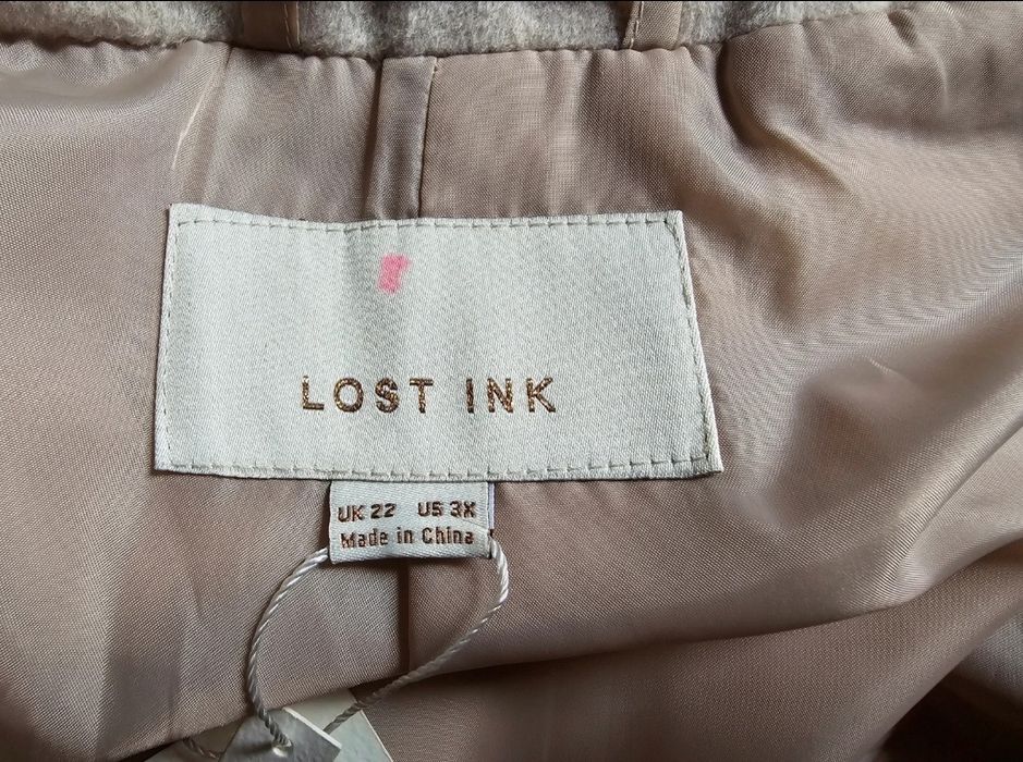 Nowy beżowy płaszcz jednorzedowy z paskiem rękawy patki Lost Ink 5XL