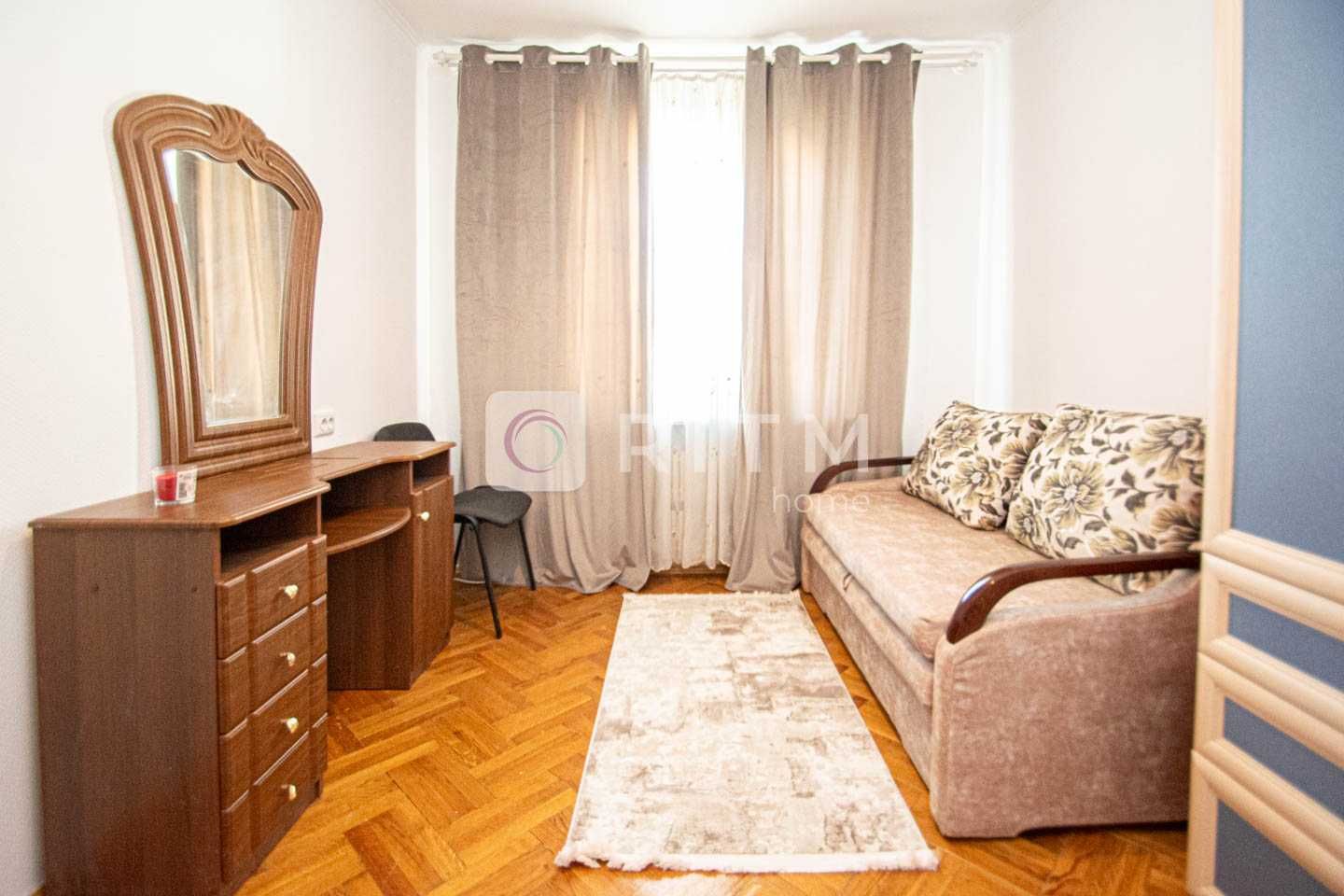 3-к. квартира на вул. Київська 11
