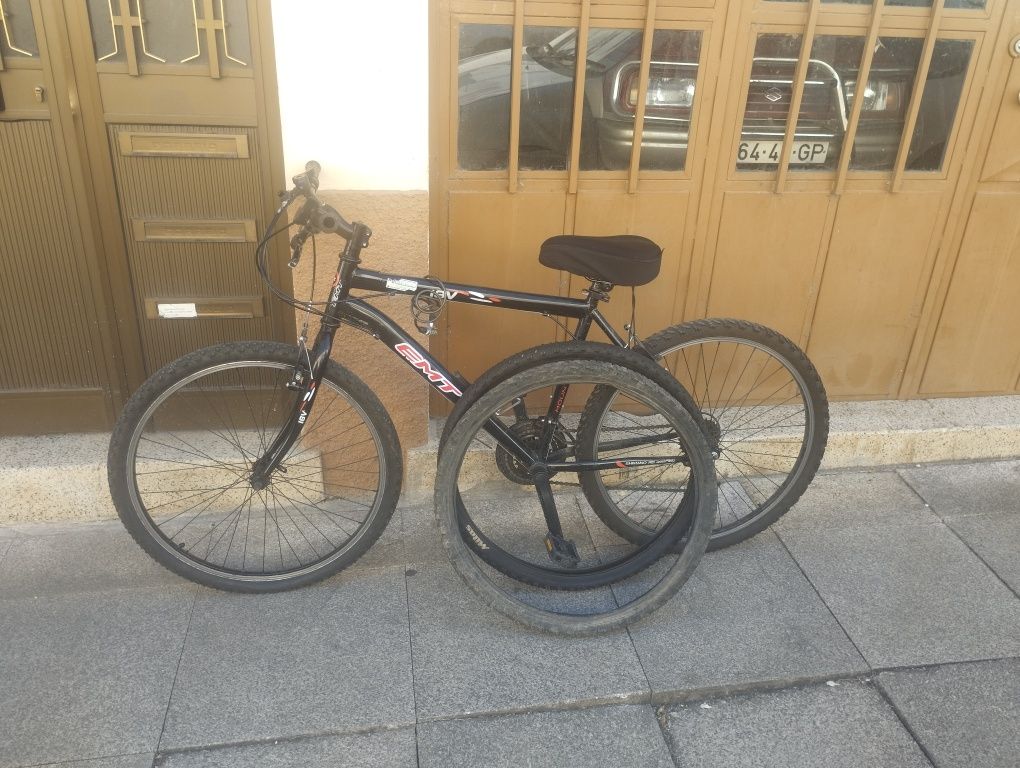 Bicicleta marca EMT
