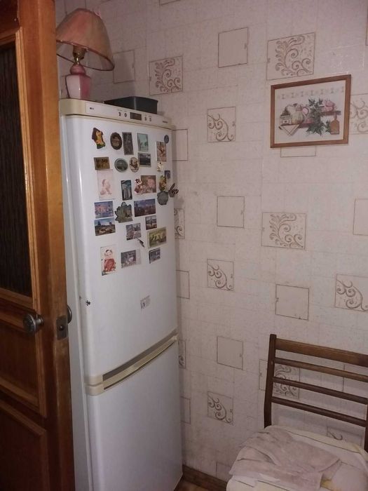Продам 4х комн кв б-р Шевченко, 3 этаж. 75м р-н Самолёта ТОРГ !!!