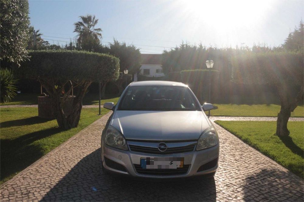 Opel Astra 1.3 CDTi Elegance