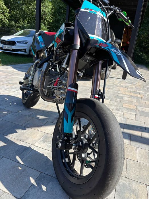 YCF 150 Supermoto 8 mth.