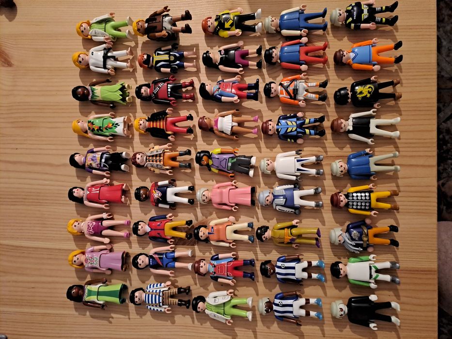 Bonecos playmobil