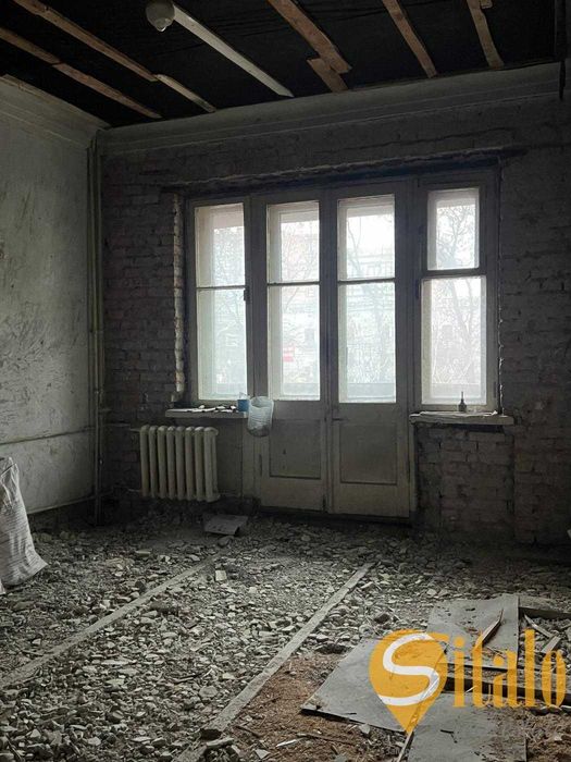 Продаж 3-кім. квартири пр.Металургів (011)