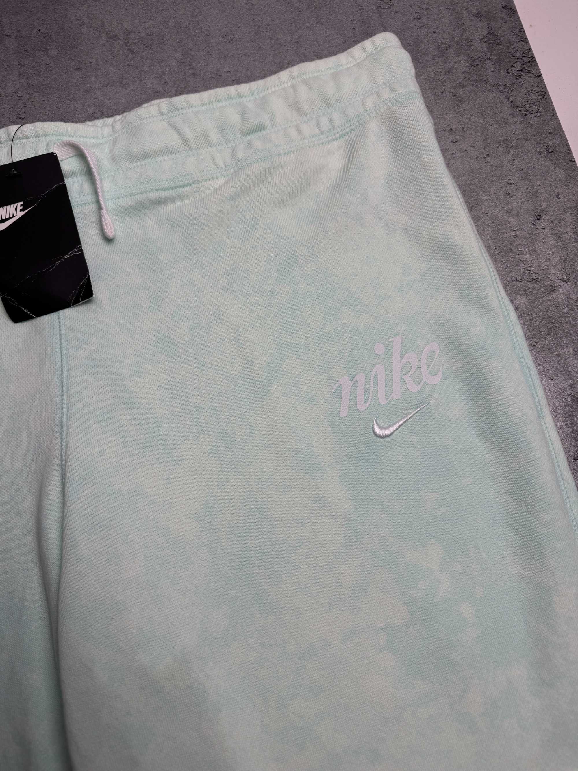 Dresy damskie Nike spodnie dresowe tie-dye