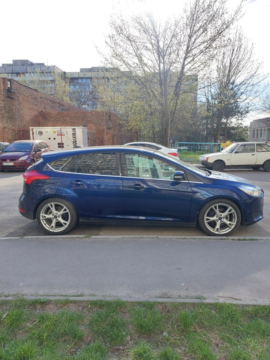 Продам Ford Focus 2015 Titanium Sync3 R18