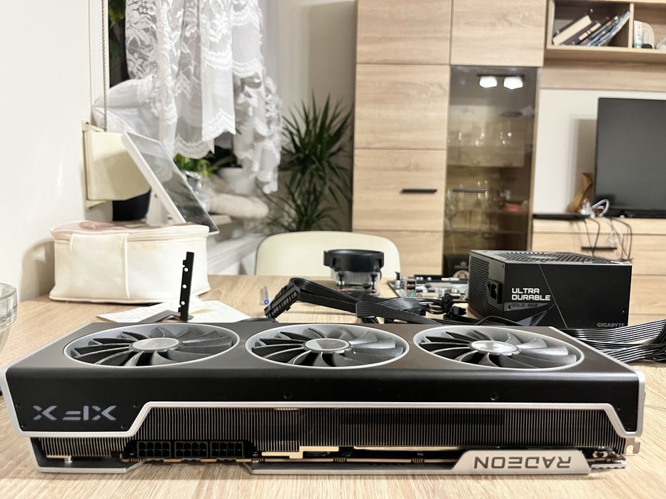 Karta graficzna XFX radeon RX 7900 XTX MERC310 24GB JAK NOWA:)