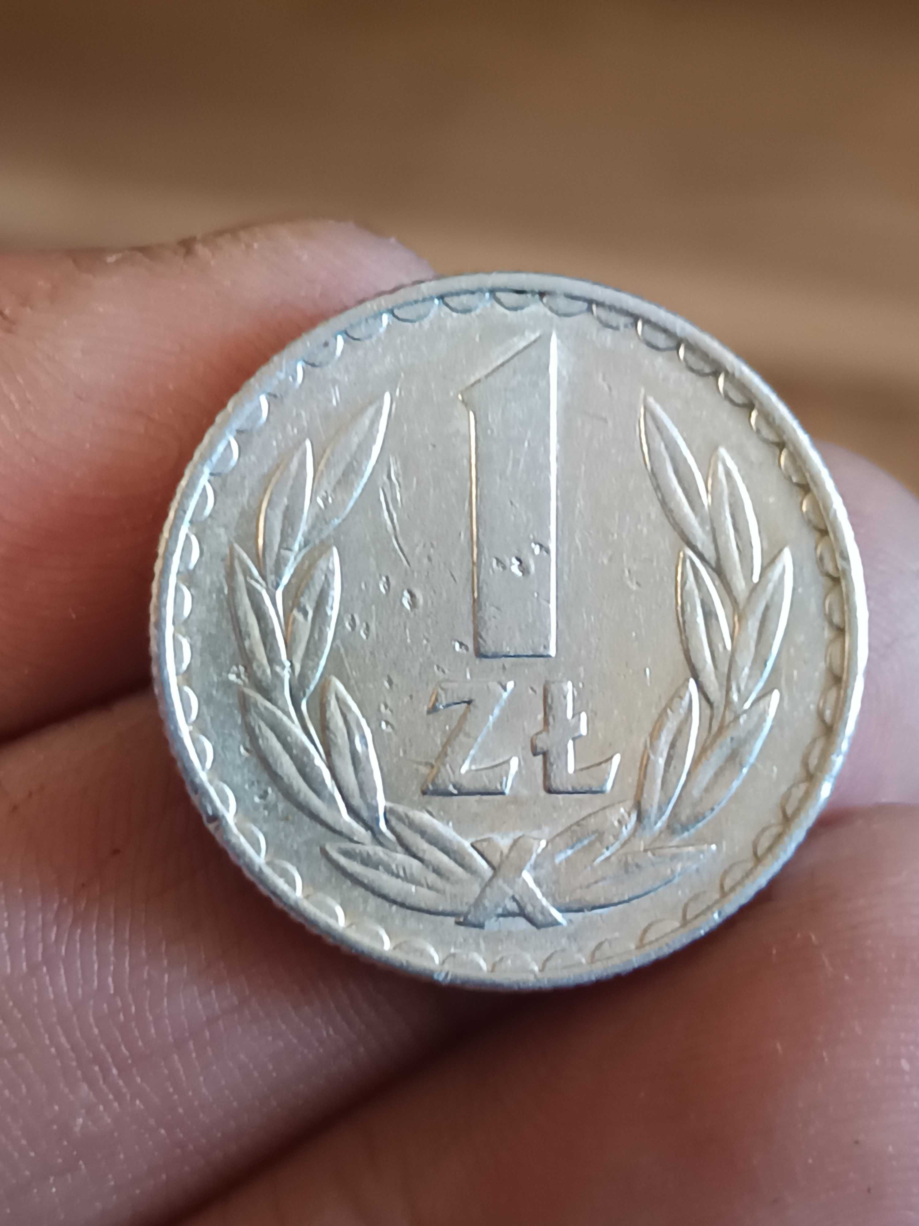 Sprzedam monetę 1 zloty 1975 r bzm