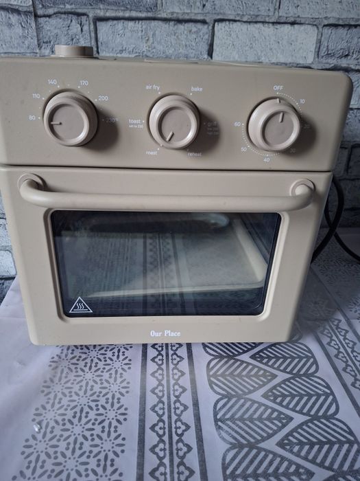 многофункциональная аэрофритюрница и тостер-печь Wonder Oven от бренда