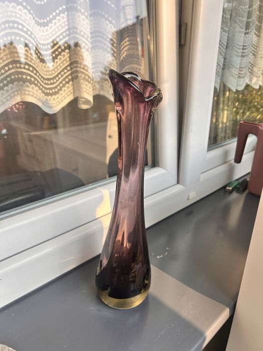 Fioletowy wazon szklany sękacz vinatge PRL