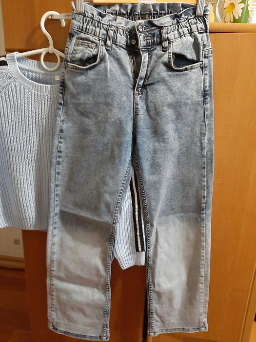 Джинсы и свитер на девочку 11 лет