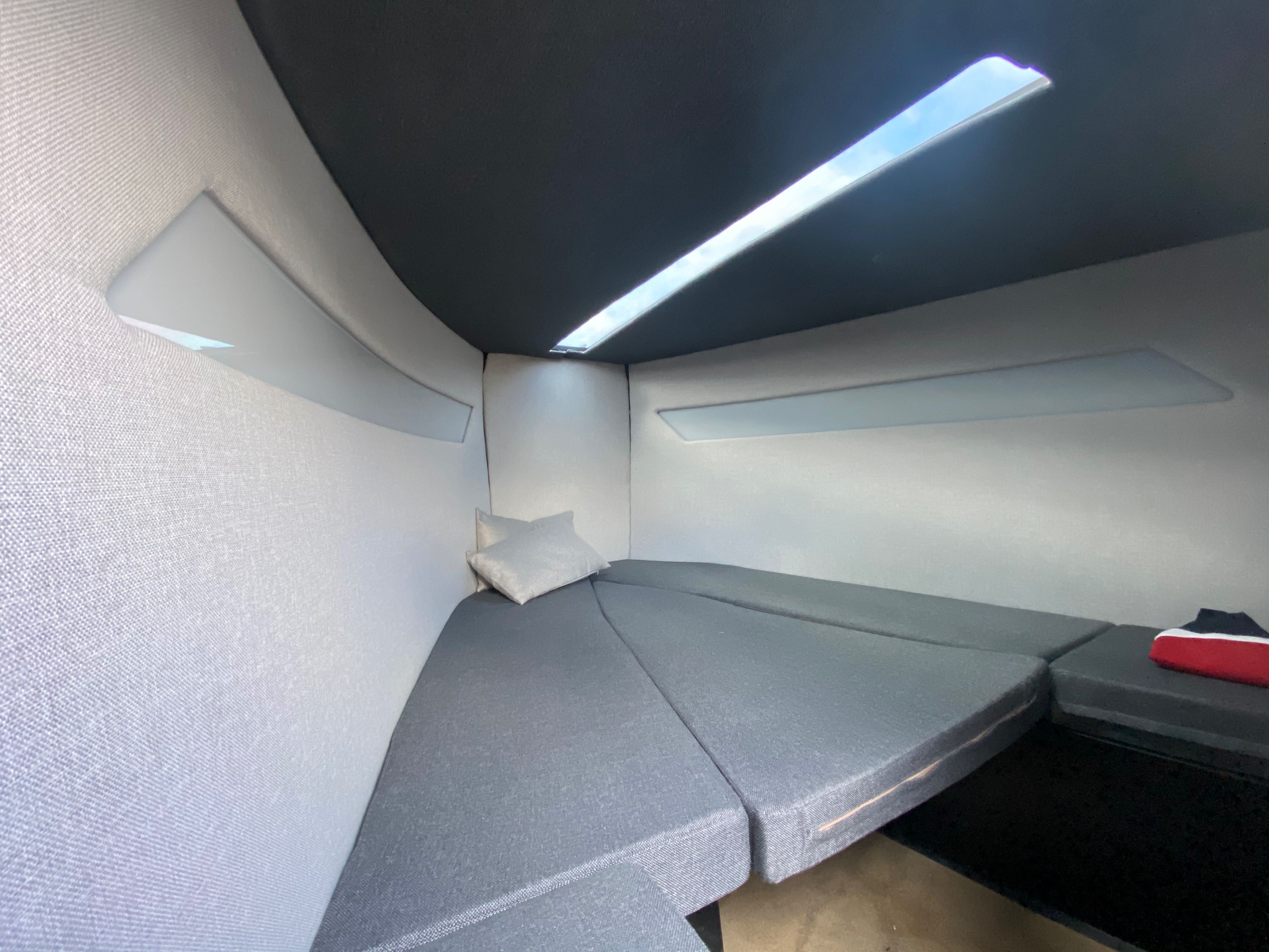 SP27 Spectro Yachts – Custom Made | 300HP Mercury Verado