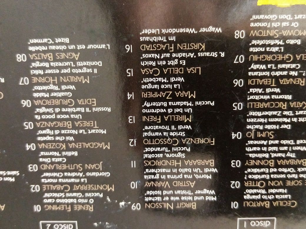 1 CDS Duplos, Clássical Women - The Best vocal  e Pavarotti forever