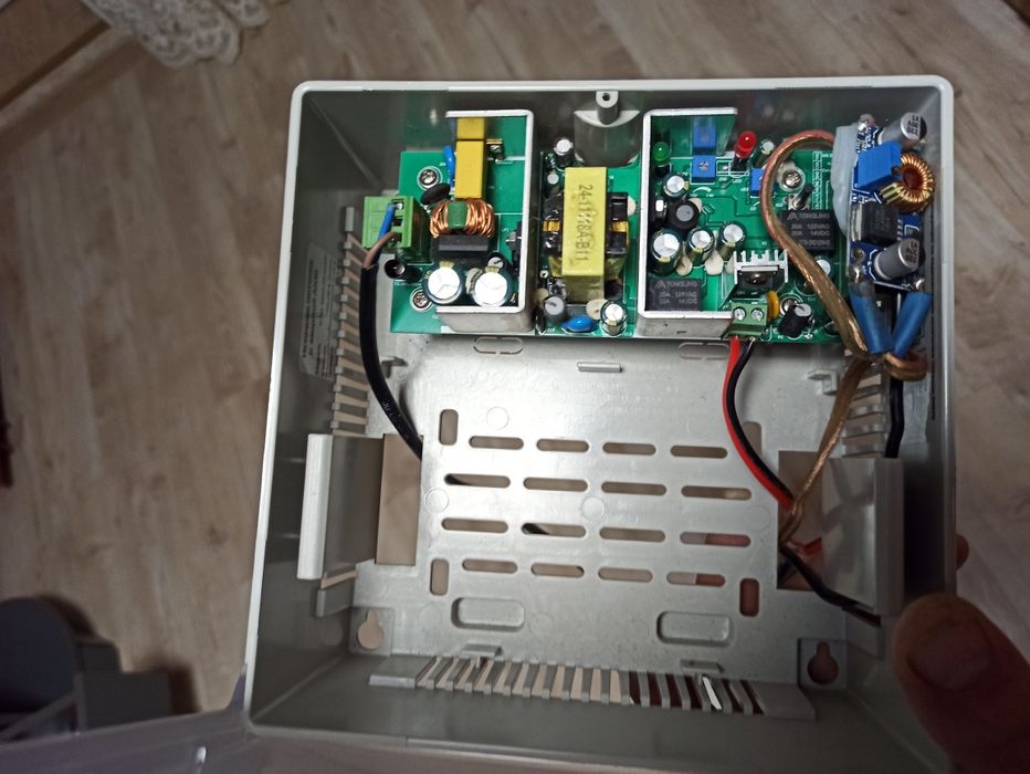 Безперебійник для роутера, інтернету,U-tex 1203A-FZ power